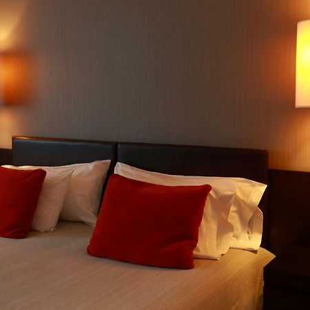 Hotel Y Casino Del Rio - General Roca Zewnętrze zdjęcie