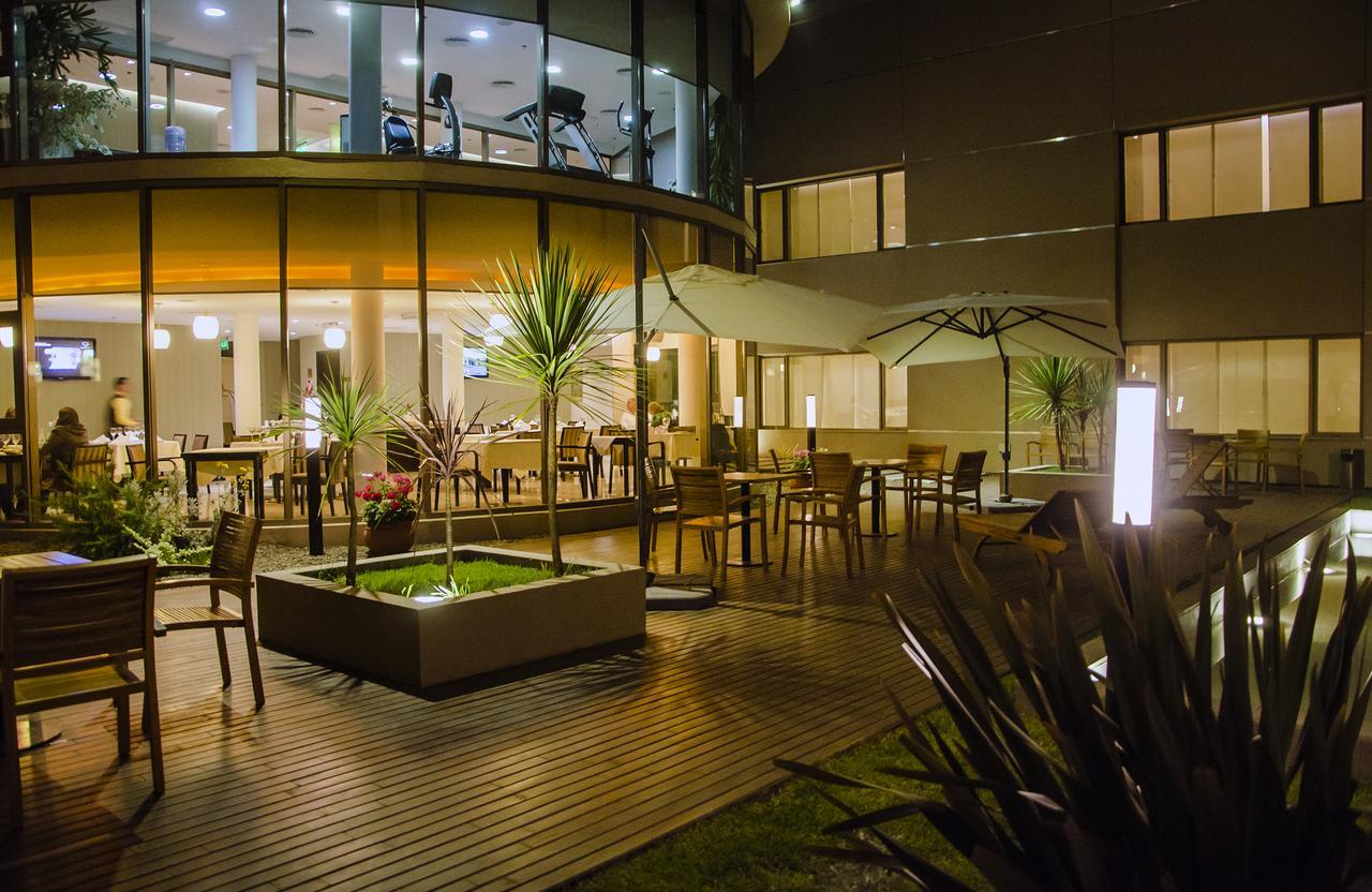 Hotel Y Casino Del Rio - General Roca Zewnętrze zdjęcie