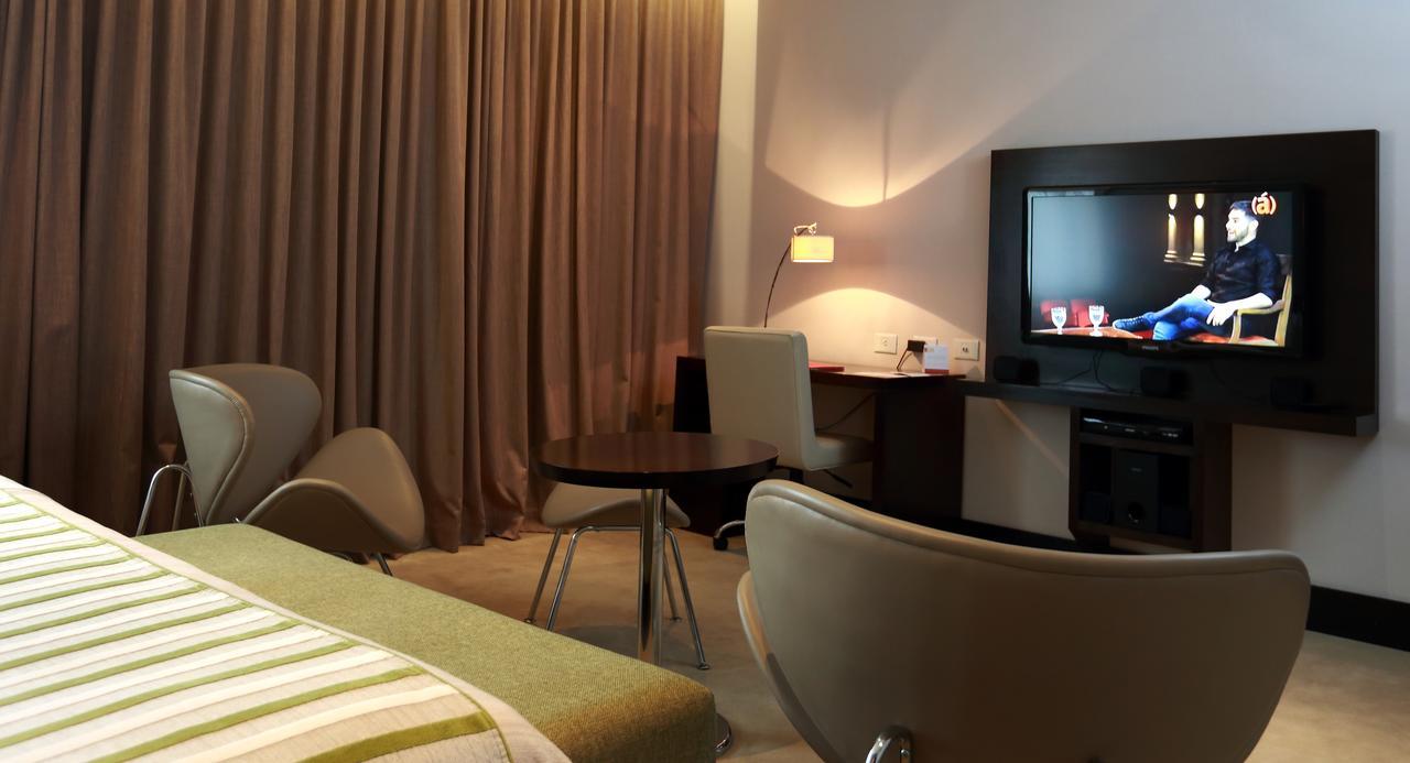 Hotel Y Casino Del Rio - General Roca Zewnętrze zdjęcie