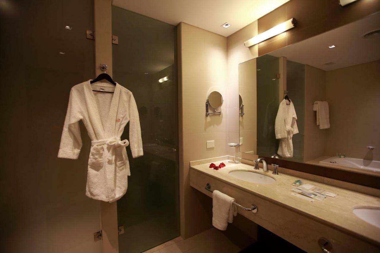 Hotel Y Casino Del Rio - General Roca Zewnętrze zdjęcie